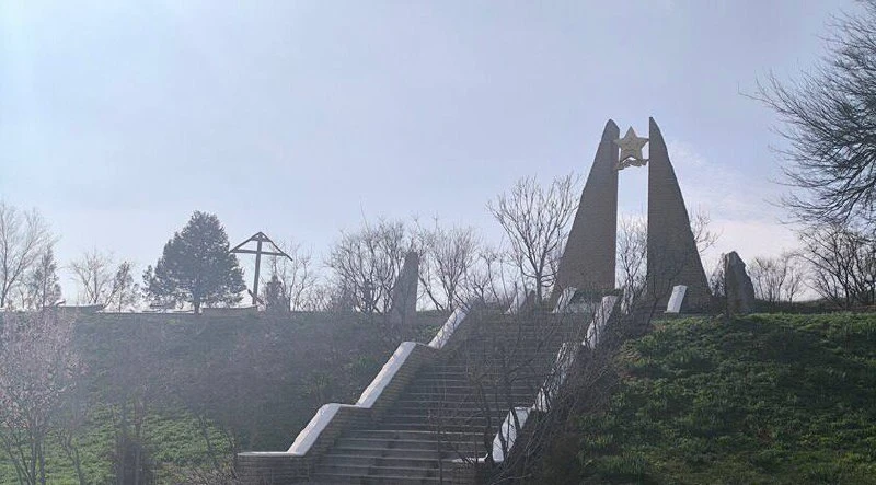 Удобно будет 🛣 В Запорожской области начали строить дорогу к мемориалу на линии «Вотан»  Новая трасс