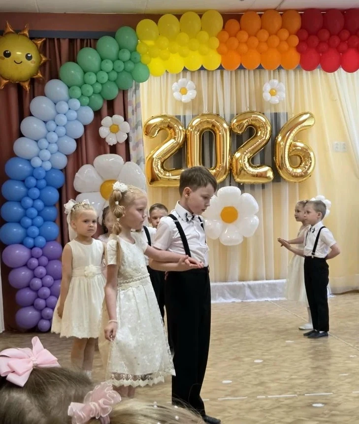 🏵В нашем детском саду прошёл трогательный, яркий и немного грустный праздник — Выпускной бал! 
Наши