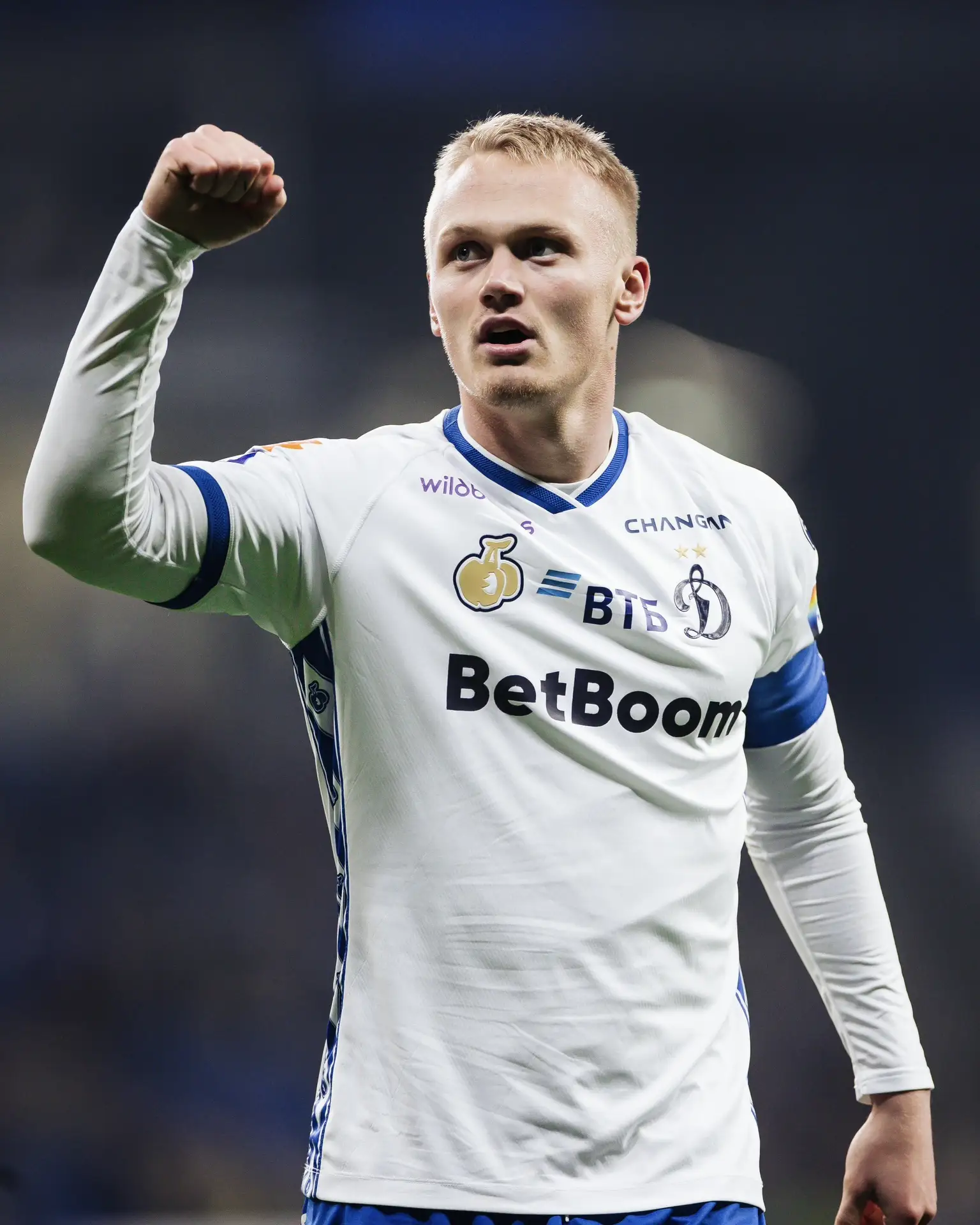 Самые яркие события сезона-2025/26 ⚪️🔵

Тюкавин — лучший бомбардир «Динамо» в XXI веке, столетие ли