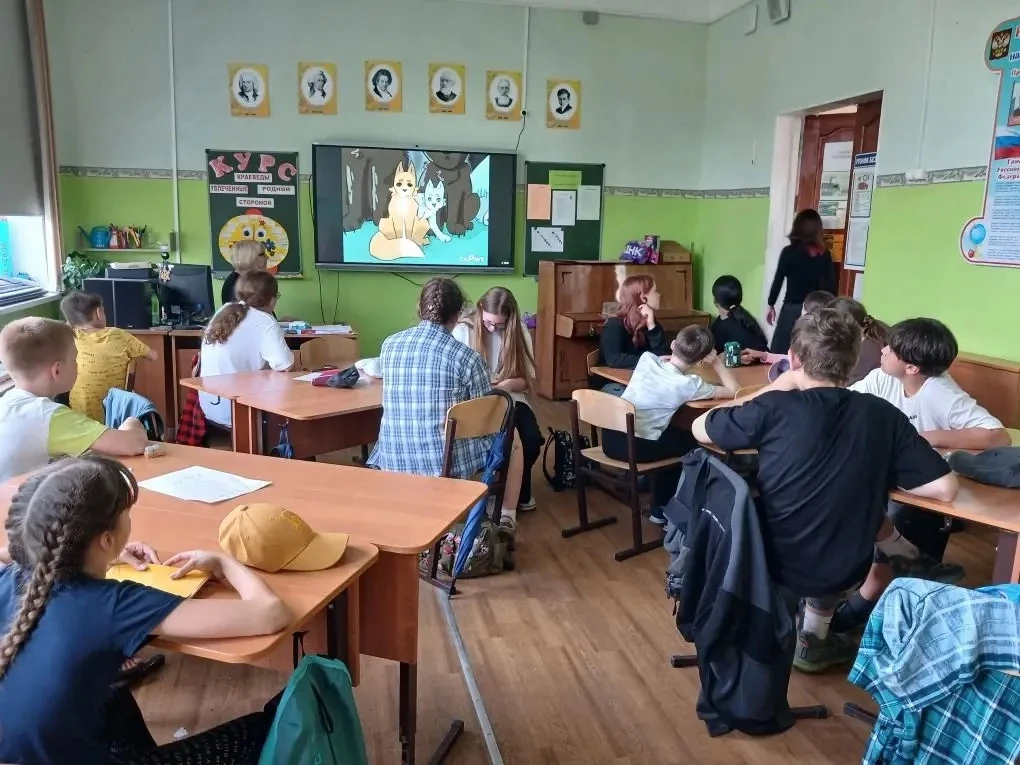 📌День десятый в отряде "КУРС".   
День начался с беседы об истории посёлка Лукино. Ребята узнали о 