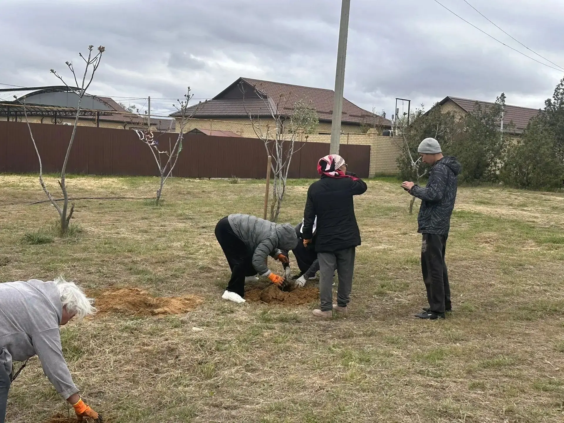 🌟📅 Сегодня, 24 апреля, в поселке Комсомольский прошел Всероссийский субботник в рамка...