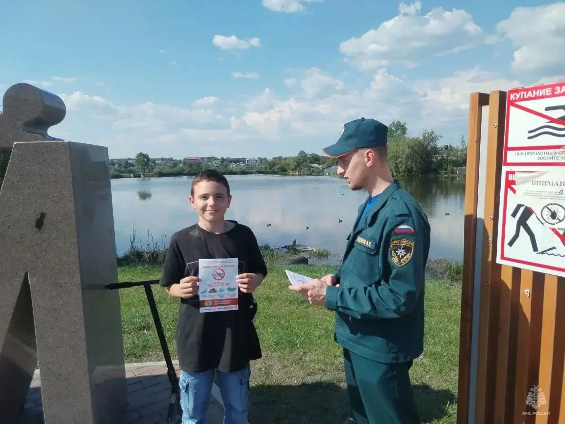 Огнеборцы обеспечивают безопасность на водных объектах   🚒 Сотрудники чрезвычайного ведомства провод