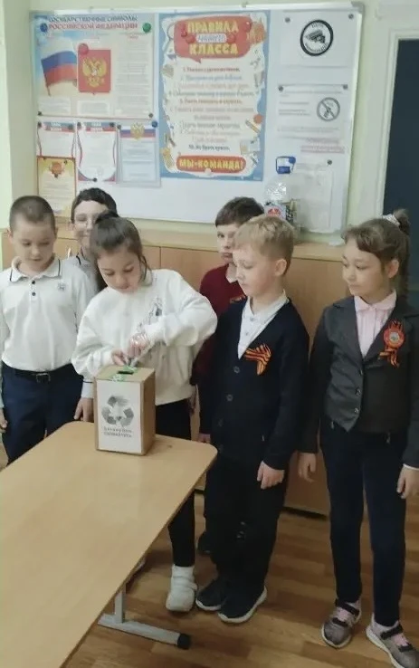 🍀Юннаты и Орлята-Экологи в деле!   🔋🪫Юные экологи с классными руководителями нашей школы под руковод