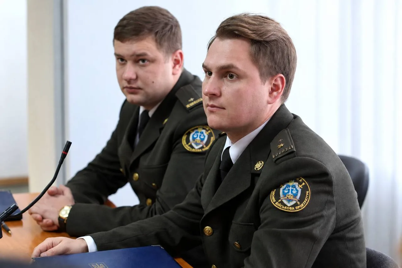 По моей информации, Максим Крым, зам экс-Генпрокурора Кравченко, человек, с которым они...