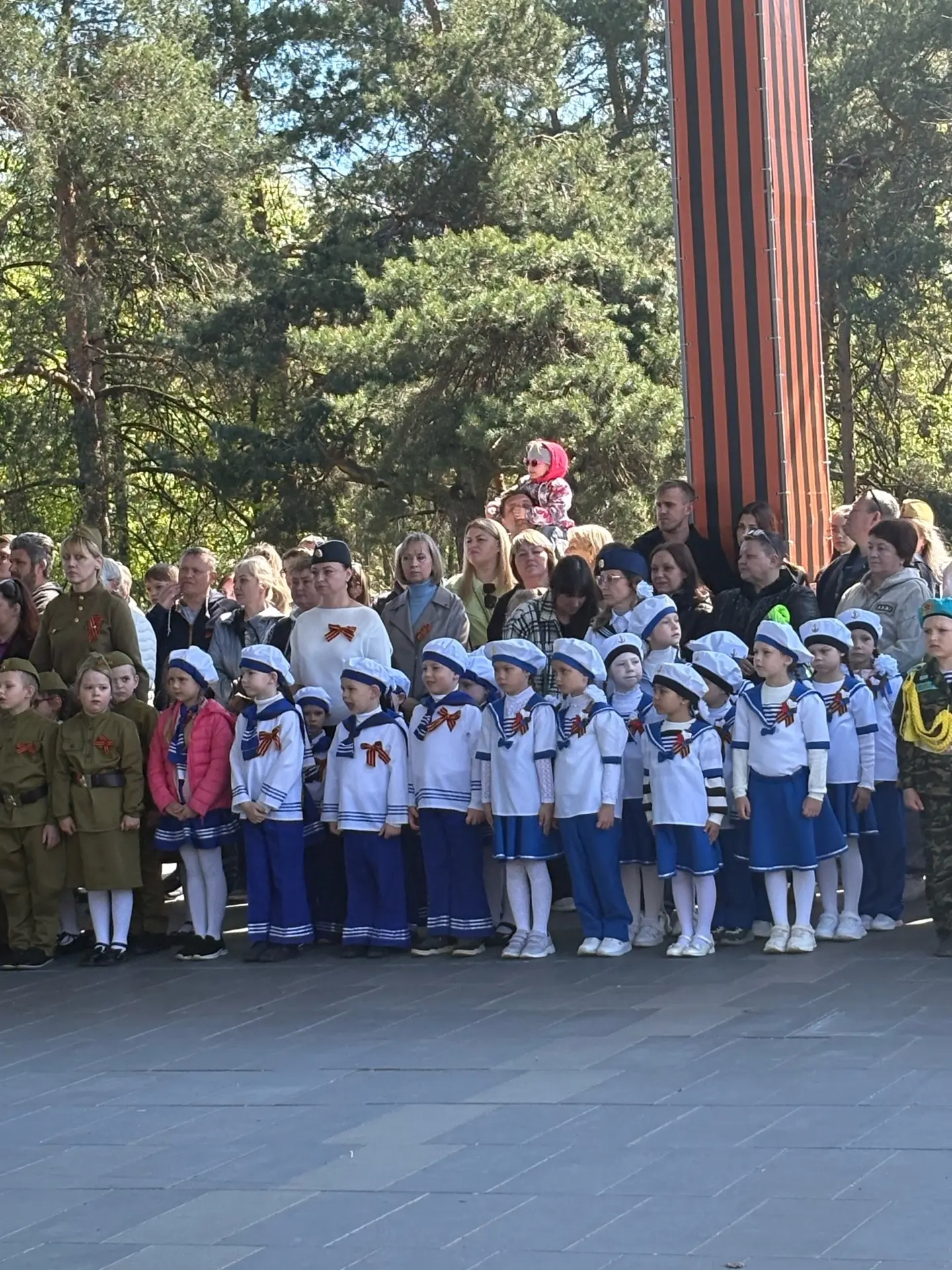 Сегодня наши воспитанники участвовали в Торжественной линейке, посвященной Дню Победы! ...