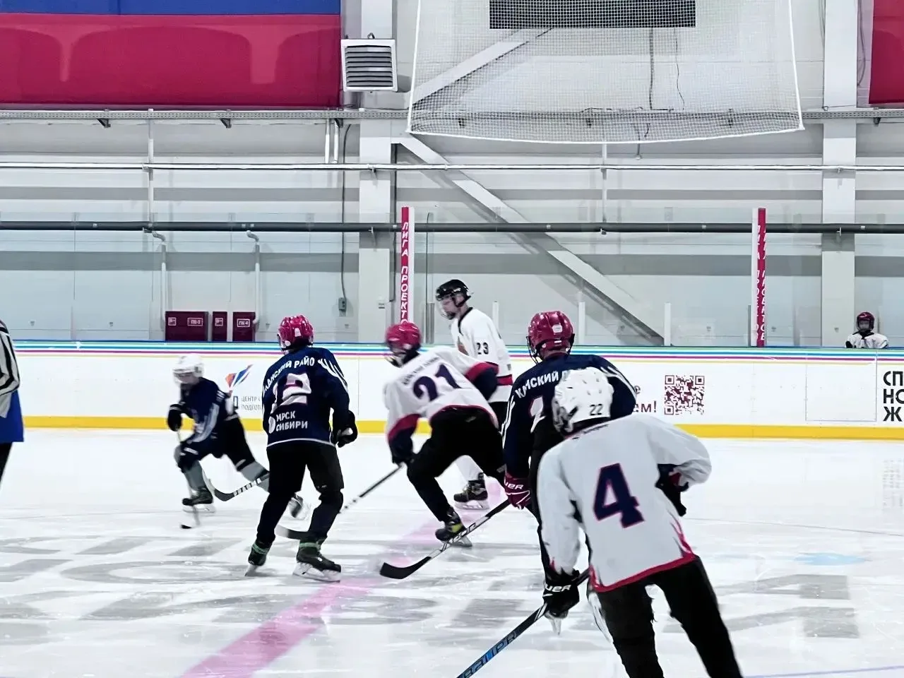 Дружеская встреча без проигравших 🏒

17 мая наши воспитанники вышли на лед «Восток Арены», чтобы… п