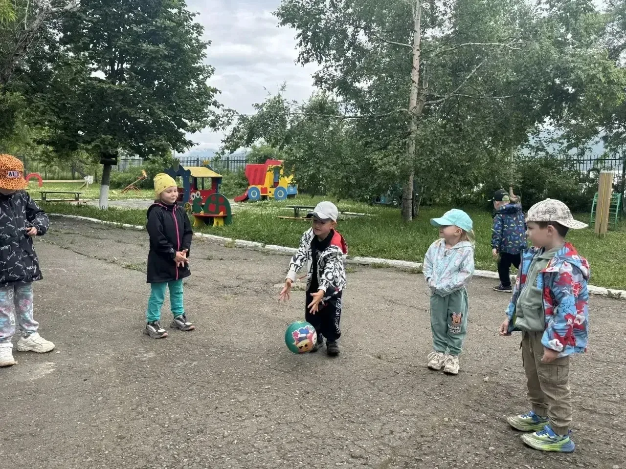 ❤️Лето в детском саду — это маленькая жизнь, которая проходит на свежем воздухе! Солнце, тёплый вете