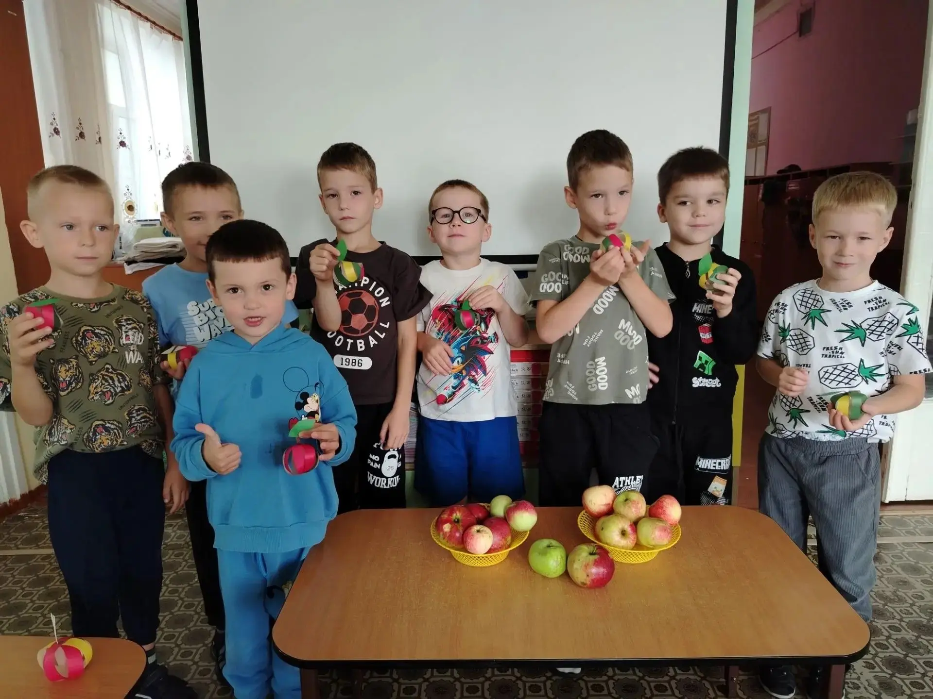 🍎 Все знают, что яблоки - полезные и необходимые фрукты в детском питании.