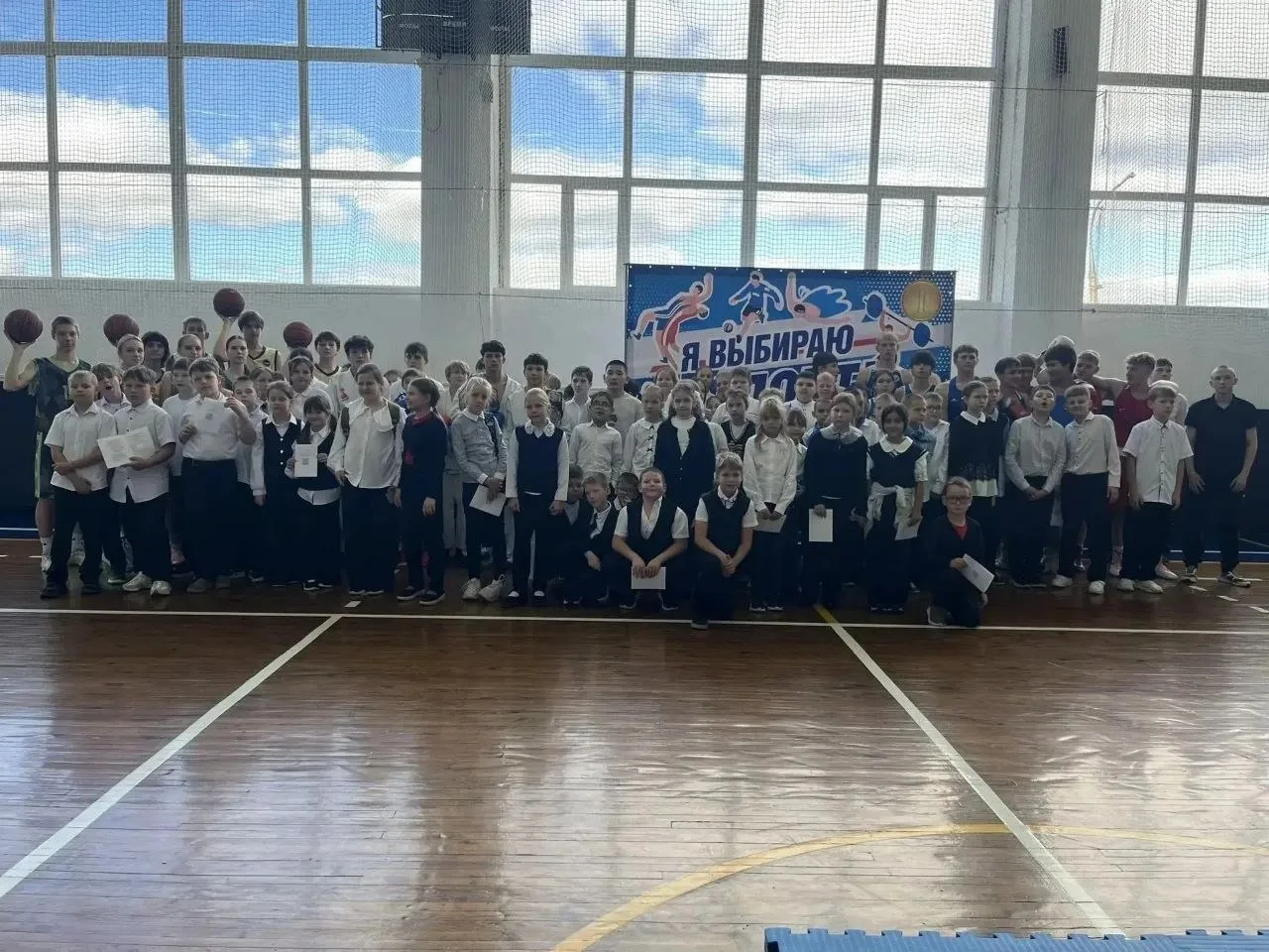 🥊 В Киселёвске прошли показательные выступления для школьников