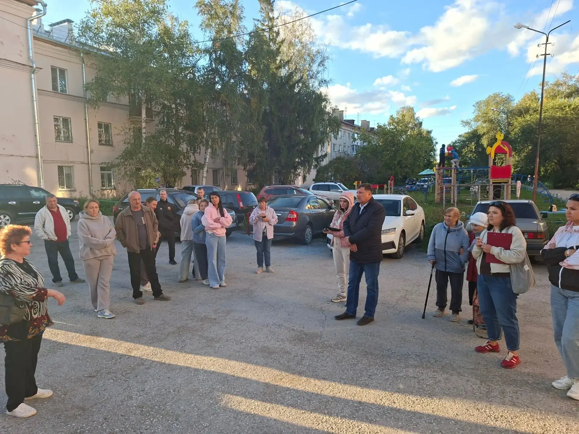 Проведена рабочая встреча с жителями домов ул. ЖКО аэропорта 2, 3.