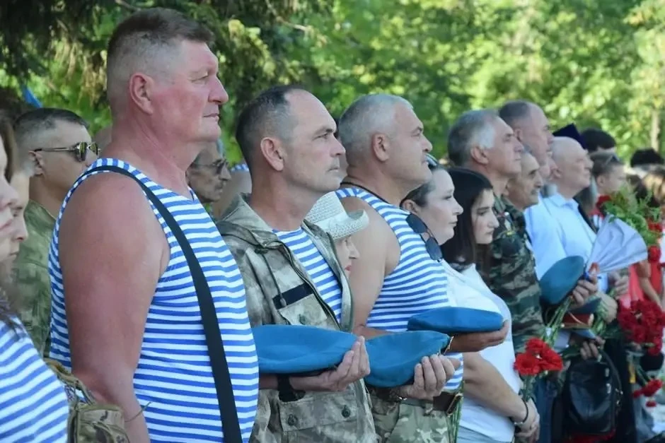 «Никто, кроме нас!» В память о героических воинах-десантниках сегодня в Александровском...