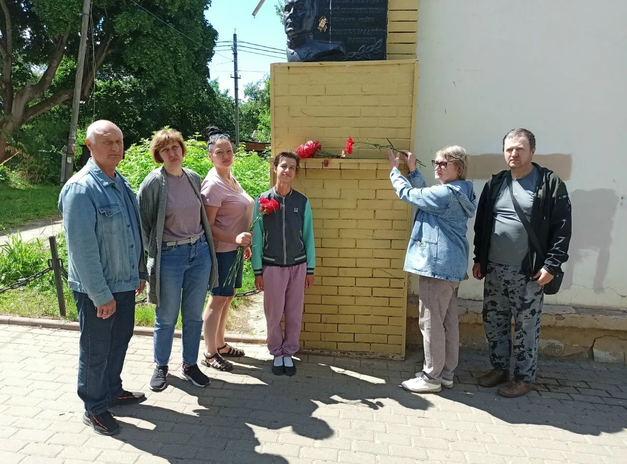 22 июня 2026 года в городе Щекино проводились мероприятия, посвященные Дню памяти и скорби.
Участник