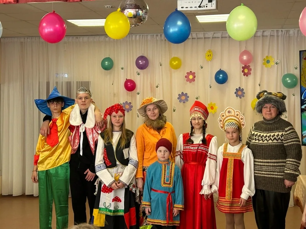 В Центре помощи детям «НАШИ ДЕТИ» в рамках проекта «Сказкин домик» прошел яркий День Аиста под назва