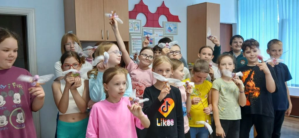 Мастер- класс  в лагере СОЛНЫШКО по изготовлению ангелочков - феечек от педагогов допол...