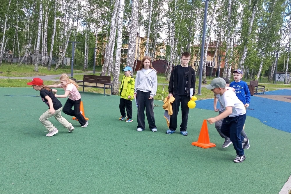 🏐 Лето с пользой: спортивные площадки Ялуторовска ждут вас!