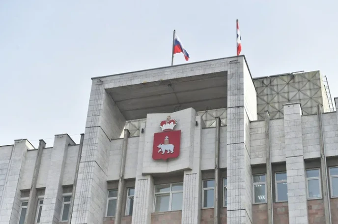Краевые власти спишут долги по бюджетным кредитам Перми и Чусовому