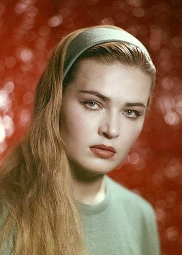 85 лет назад, 20 июля 1941 года, родилась народная артистка СССР Людмила Алексеевна Чур...