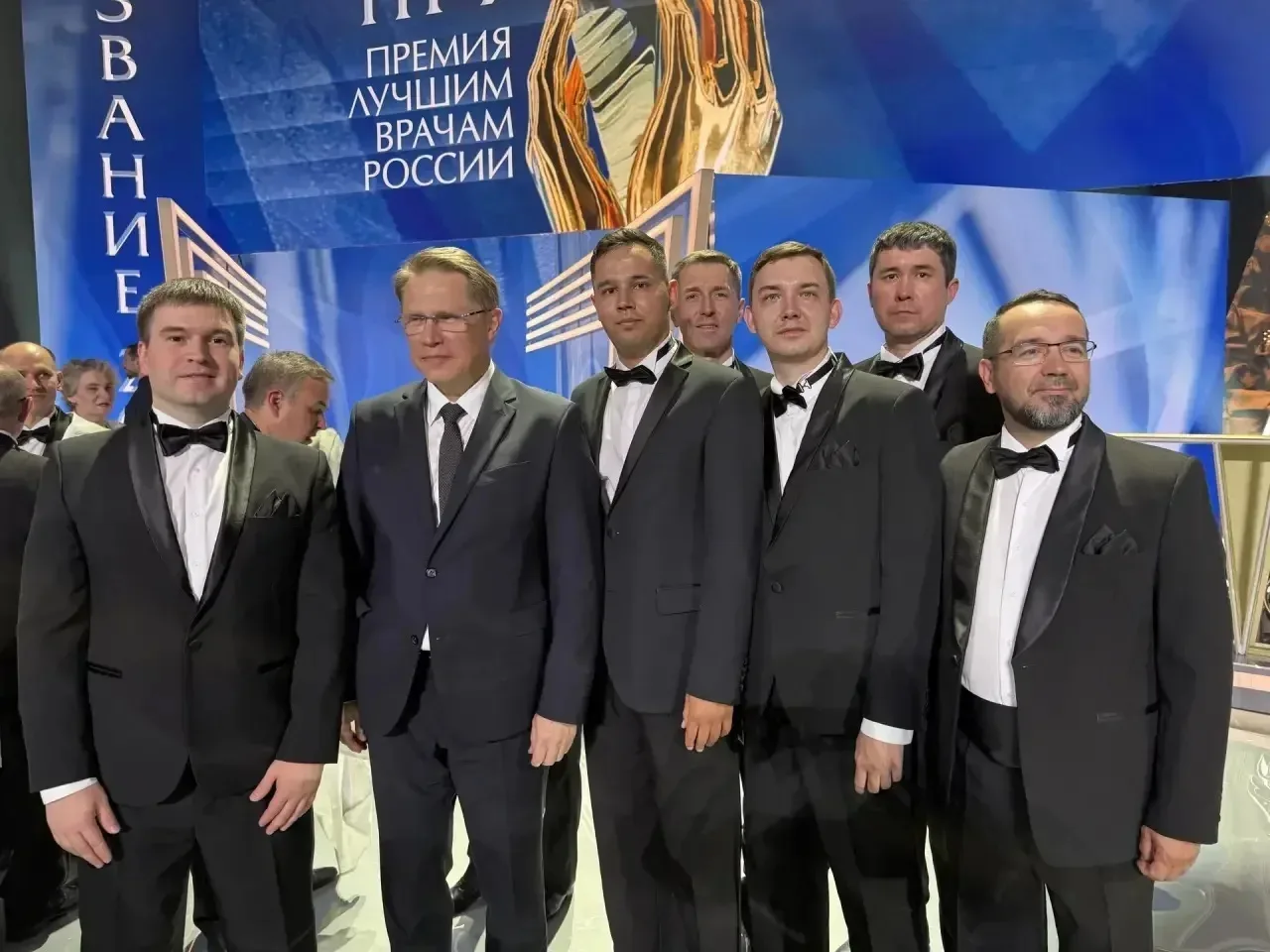 🏆 Врачи Челнов — лучшие в России!

Команда БСМП имени Акчурина стала лауреатом Всероссийской премии