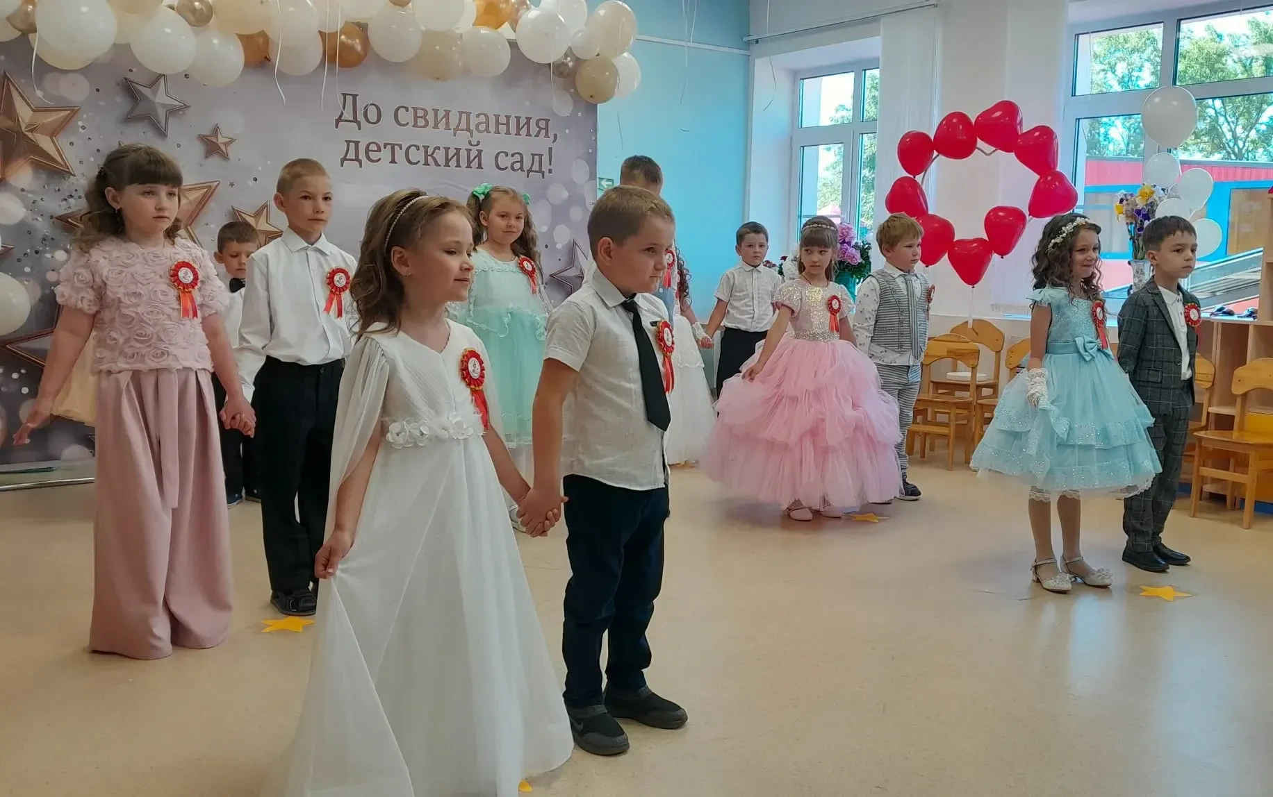 Вот и пролетели беззаботные годы, наполненные играми,сказками и первой дружбой. 29 мая ...
