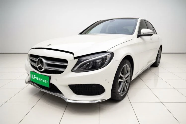 🚗 Mercedes-Benz 2018