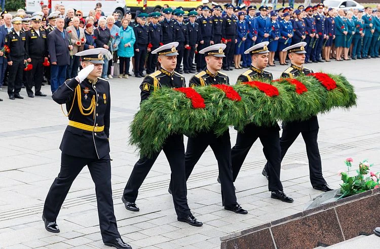 Память героев в 85-ю годовщину начала Великой Отечественной войны почтили в Приморье

Сегодня, 22 ию