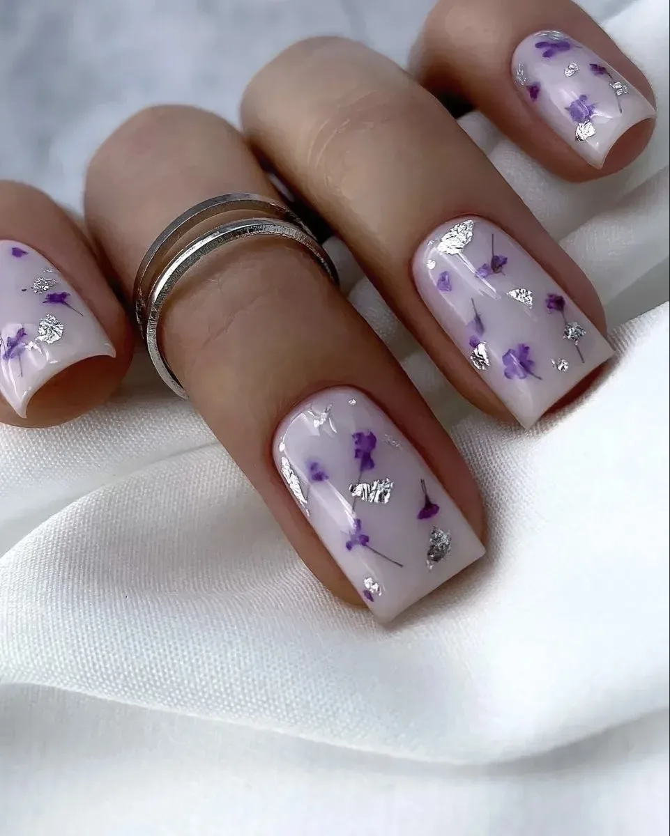 Маникюр с фиолетовым цветом 💜  Маникюр 💅