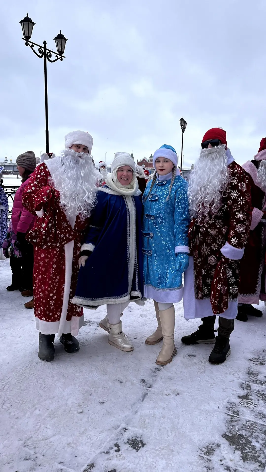 🎅❄ Наш детский сад зажег на главном празднике города! 

Родители Шарнина Арсения гр. "Скворушка " и