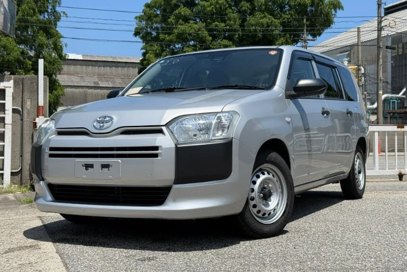 TOYOTA PROBOX NCP160V 2023 
✅Комплектация — G
✅Пробег — 106 тыс.км
✅Оценка аукциона — R
✅Мощность — 