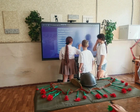 Сегодня в лагере «Островок» выдался особенно трогательный и значимый день. В преддверии 22 июня в шк