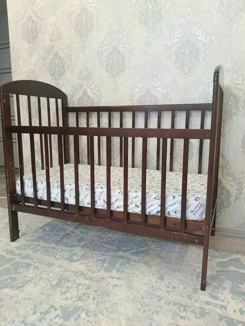 Продам детскую кроватку с матрасом. Могу доставить по Тацинской. Цена 1000р. Для связи ...