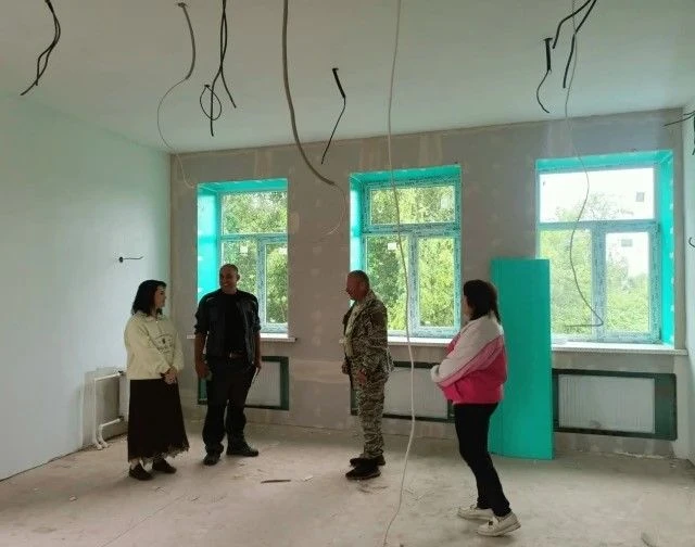 ⚒️Новости капремонта. В дошкольных группах с.Зарубино продолжаются внутренние и внешние работы.
На э