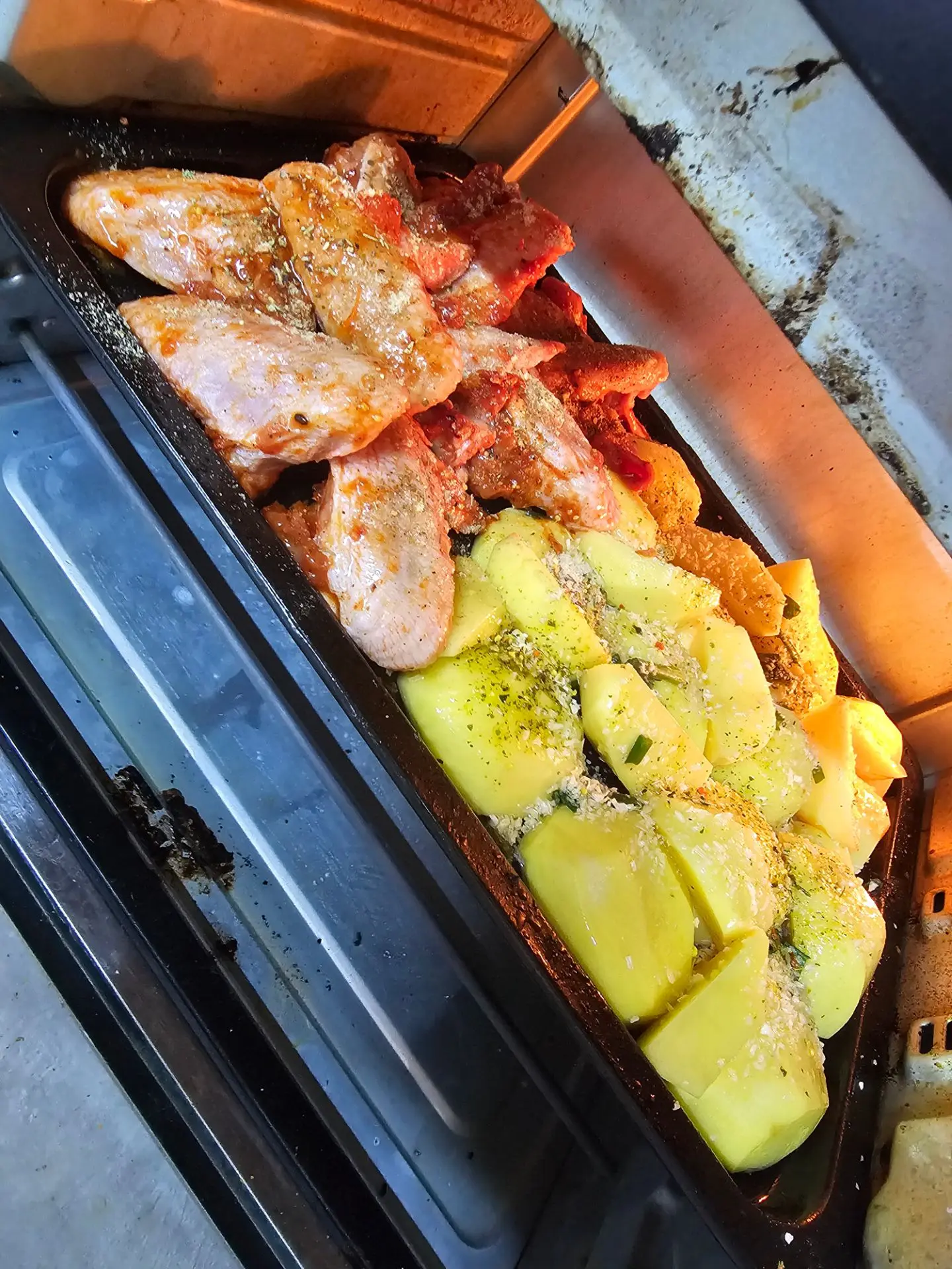 Я уже дома 🔥готовлю кушать ! Сегодня шурпа и картошечка