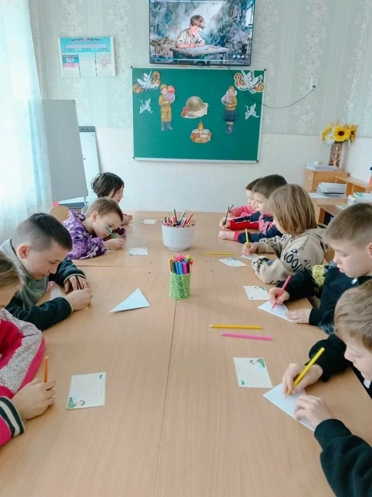 На крыльях памяти: незабываемый праздник для юных сердец в Горловке  Накануне Дня Победы в Социально