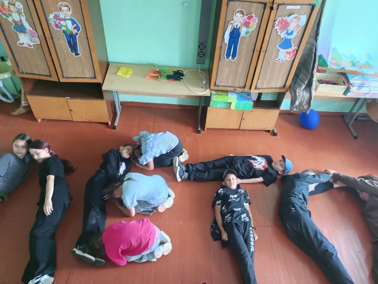 Ура! 🎉 Международный день защиты детей мы отметили с размахом! Наш лагерь наполнился с...