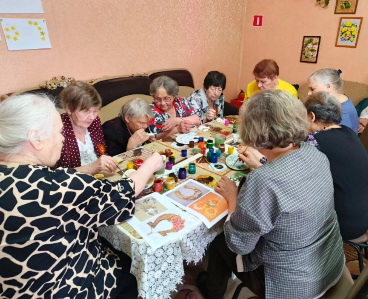 Для получателей услуг Центра социального обслуживания населения прошел мастер-класс по ...