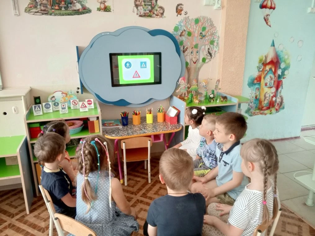 Ребята средней группы принимают участие в широкомасштабной профилактической акции "Вним...