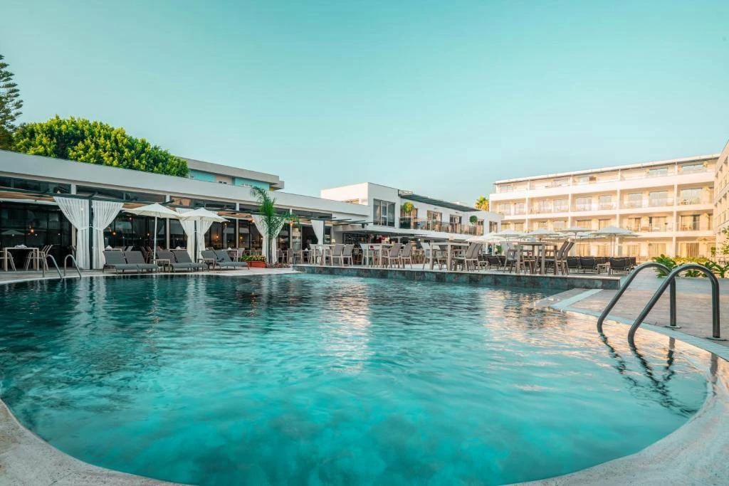 ☀️ Турция, Victoria Princess Hotel & Apart Adults Only 14+ 4* — ваш идеальный отдых 🦋