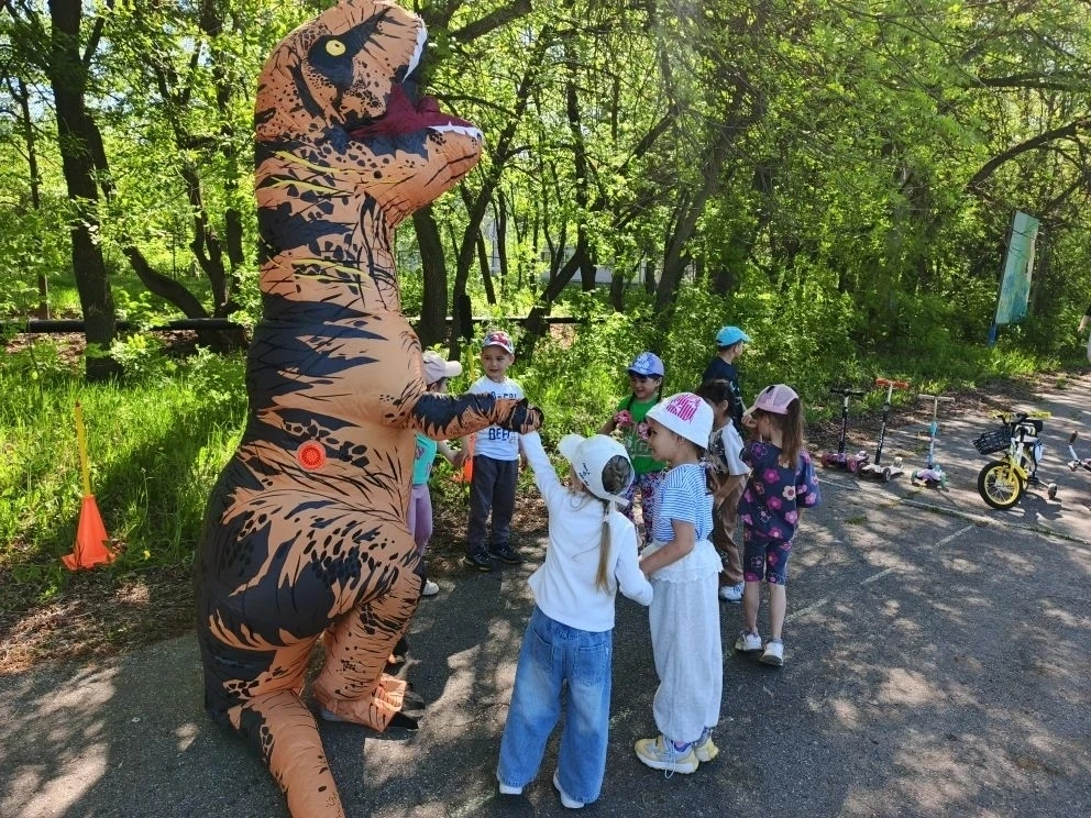 Безопасность в кругу семьи! 🚲
🦖15 мая весь мир отмечает Международный день семьи. В нашей старшей 