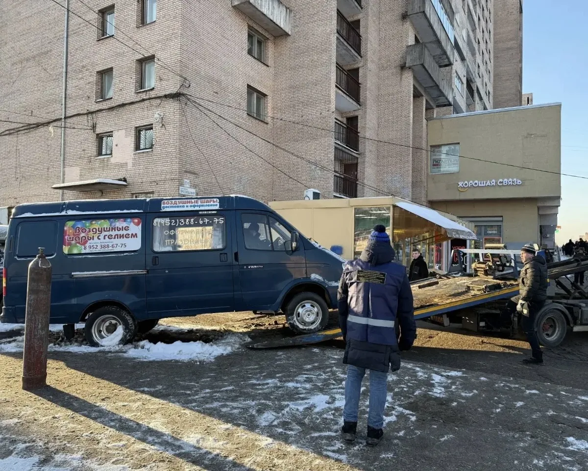 ⚔ Незаконная торговля пресечена в Приморском и Выборгском районах  Сотрудниками Комитета проведены п