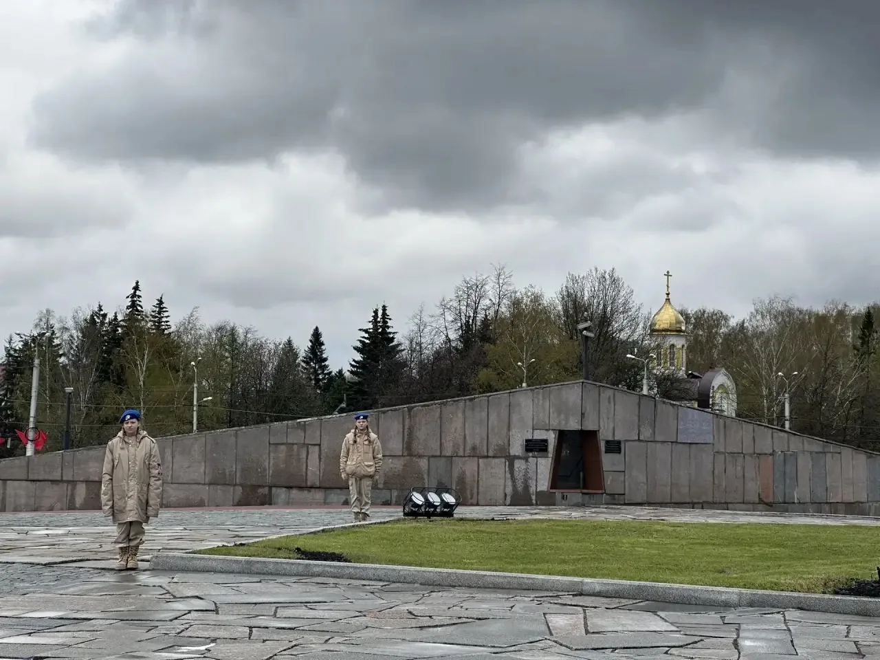 🇷🇺 Вахта памяти. Пост №1 🕯️  Пост №1 — это не просто место, это символ уважения, благодарности и веч