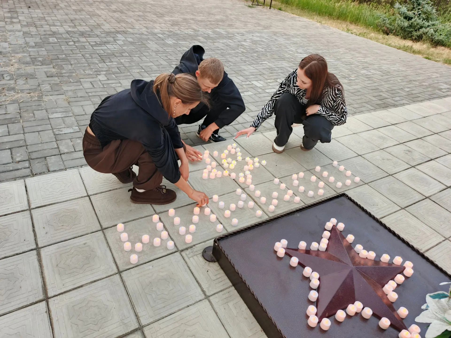 Память, освящённая традицией: акция «Свеча памяти»
Сегодня активисты Движения первых Истимисской  СО