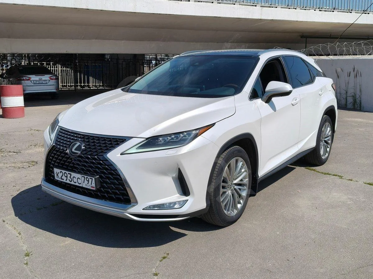 🍭 Леденец дня

💎 Lexus RX 300 2.0 AT (238 л.с.) 4WD

Кроссовер для тех, кто ценит комфорт и стиль.