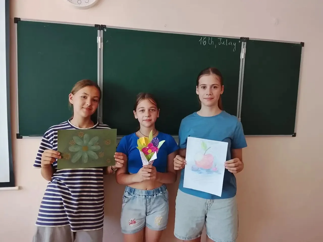 Самый тёплый день на нашей площадке! 🥰 Сегодня мы превратились в настоящую мастерскую чудес. Ребята