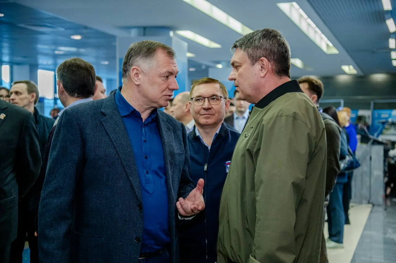 Вместе с региональной командой принял участие в окружном форуме партии «Единая Россия» в Ростове-на-
