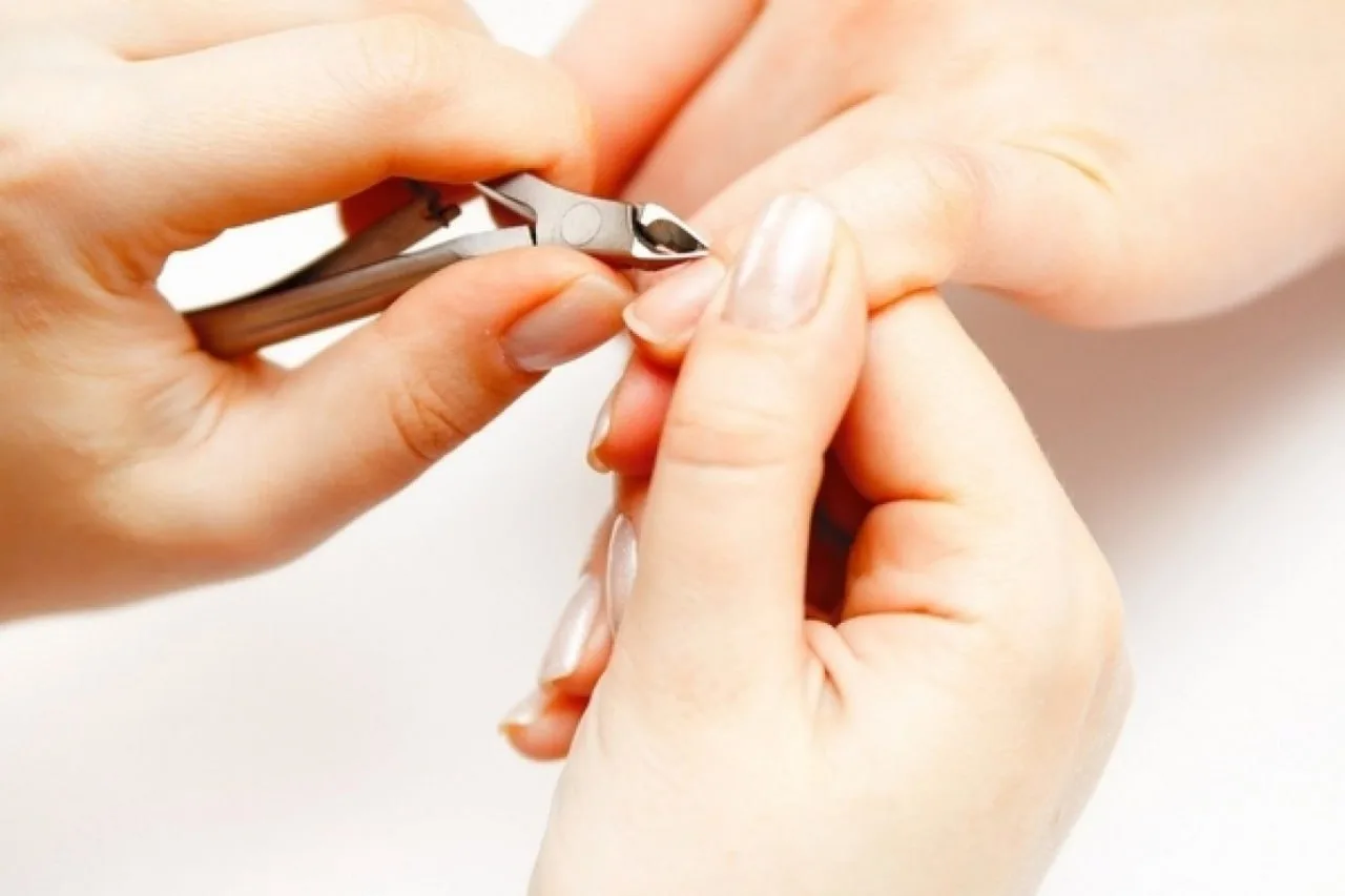💅 Не удаляйте кутикулу — это опасно!