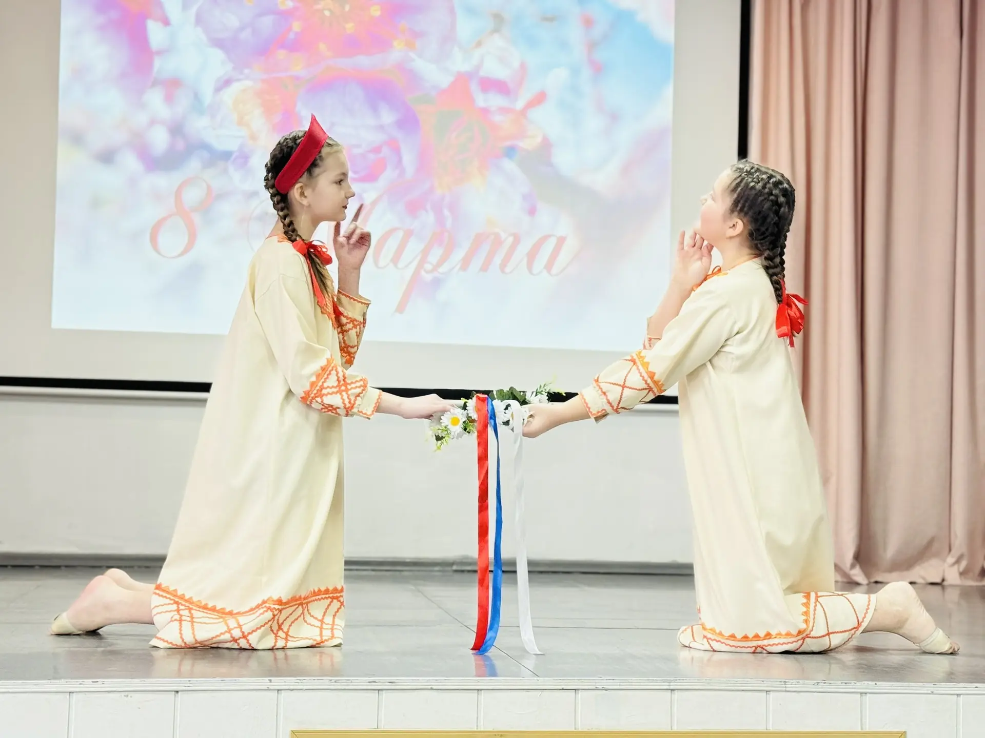 Весенний переполох в гимназии! 🎉  Сегодня в гимназии царила особая атмосфера — мы отмечали приближен