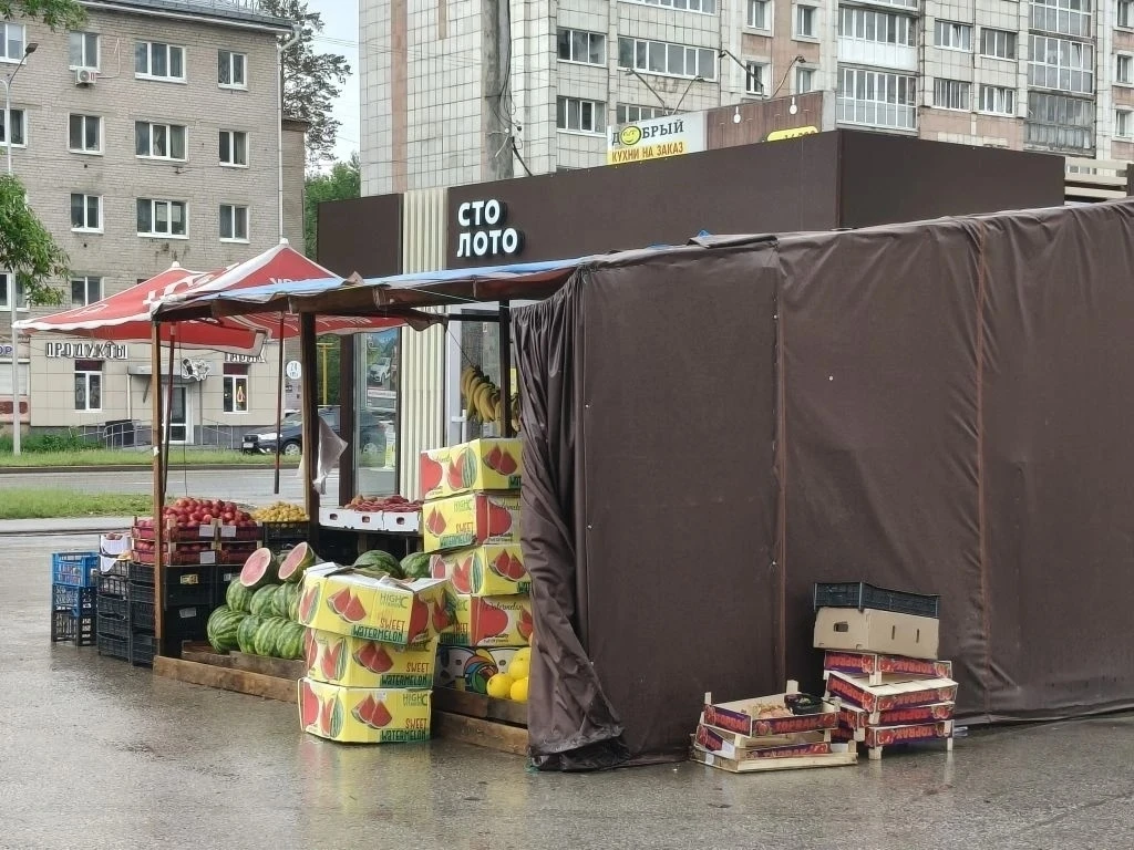 📊 Проверки уличной торговли: как отличить безопасный продукт?

Многие горожане привыкли покупать ов