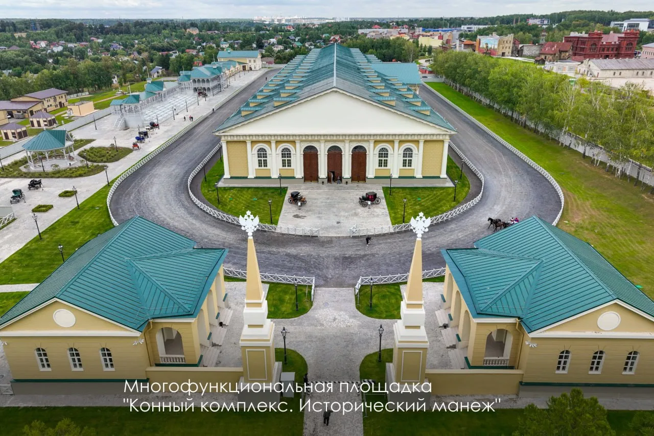 🎬 Кинопарк «Москино» продолжает расширять съемочную и гостевую инфраструктуру. Здесь р...
