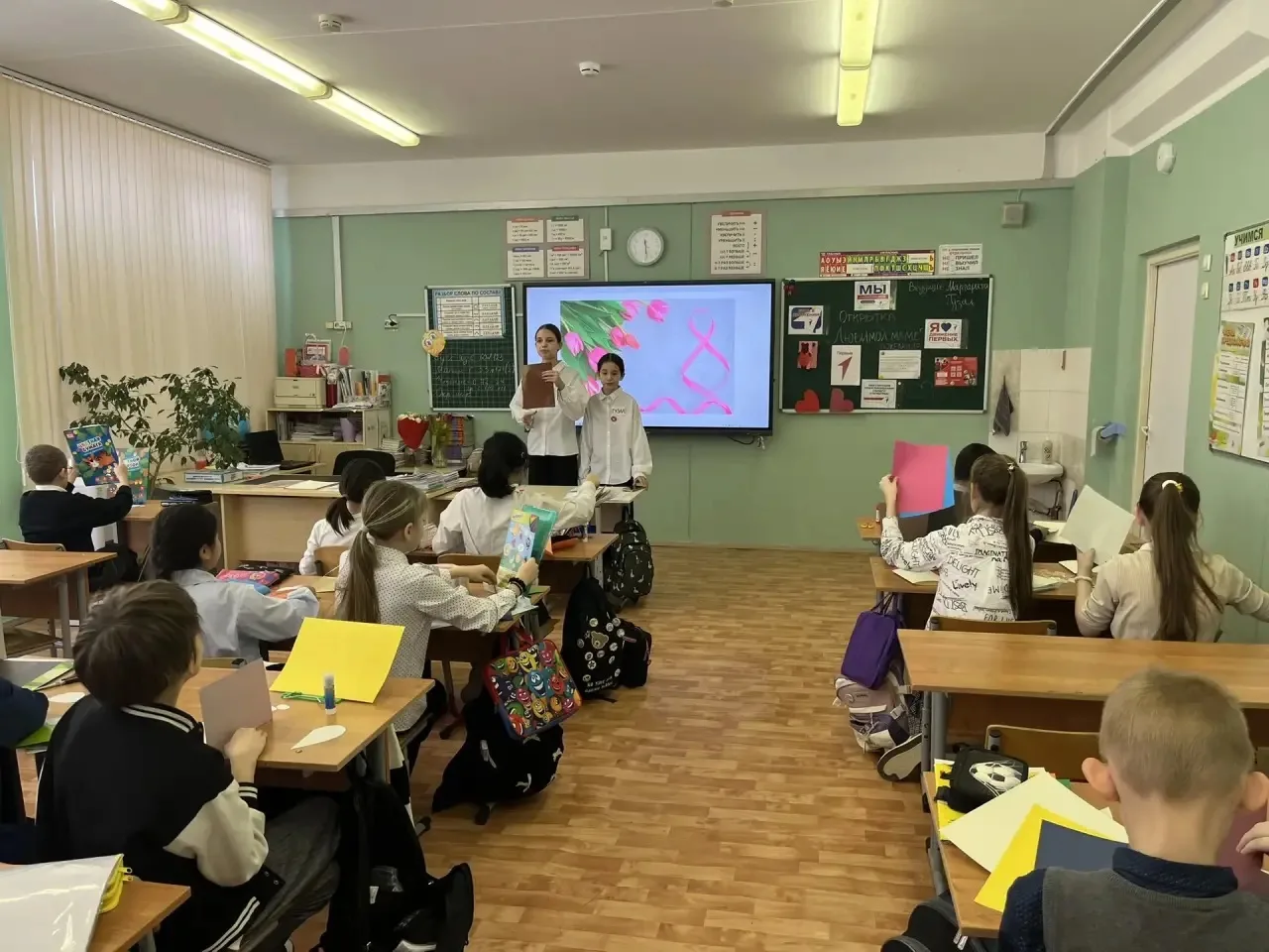 С любовью и теплом!  🌸 В преддверии самого нежного и весеннего праздника – Международного женского д