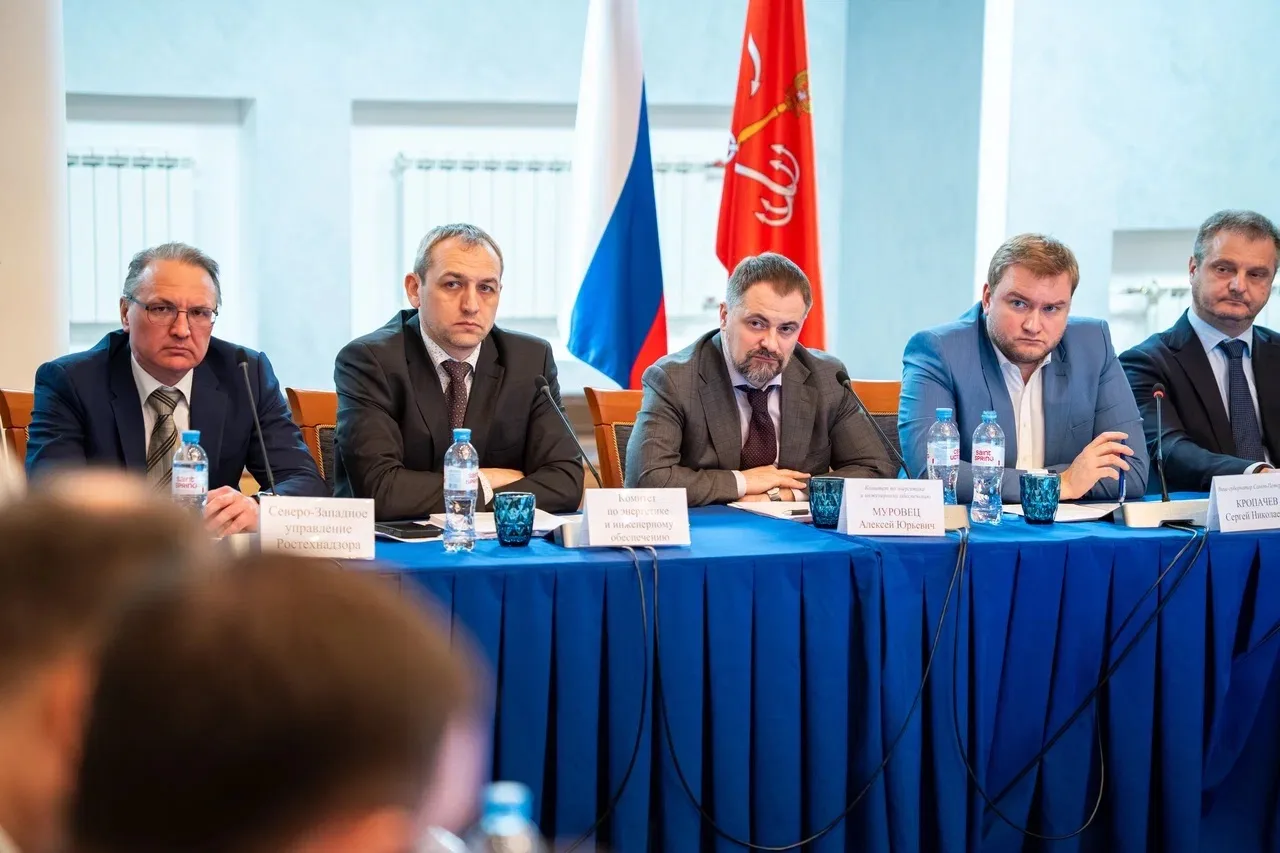 🤝ТЭК и «Теплосеть» рассказали о повышении качества горячей воды для петербуржцев  Генеральный директ
